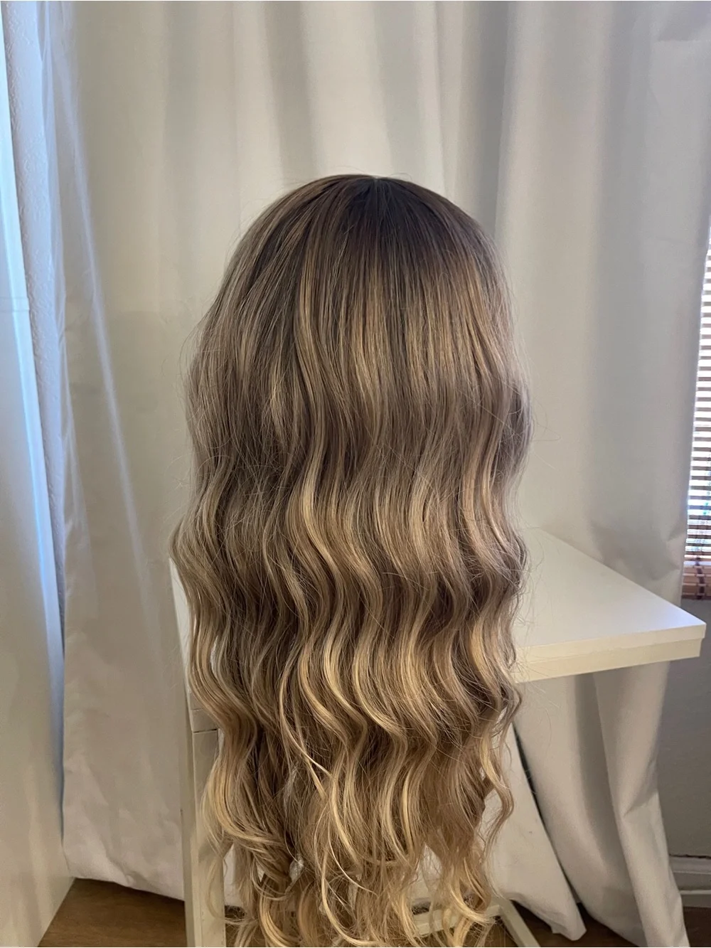 Long Wavy Blonde Balayage Wig - Natural Blonde- 30